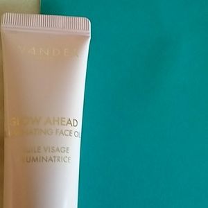 Wander glowahead face oil